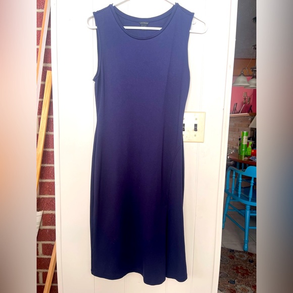 Ann Taylor Dresses & Skirts - Ann Taylor Small Navy Blue Dress
